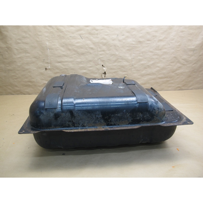 79-83 Datsun Nissan 280ZX 2.8L NON Turbo Gas Fuel Tank Reservoir OEM