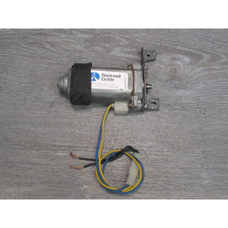 1984-1995 Porsche 928 S4 Upper Power Sunroof Moon Roof Window Motor