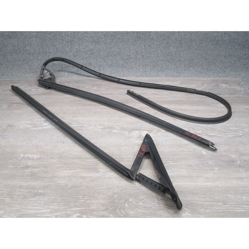 1999-2005 Porsche 911 996 Convertible Left Door Weatherstrip Seal Set of 2