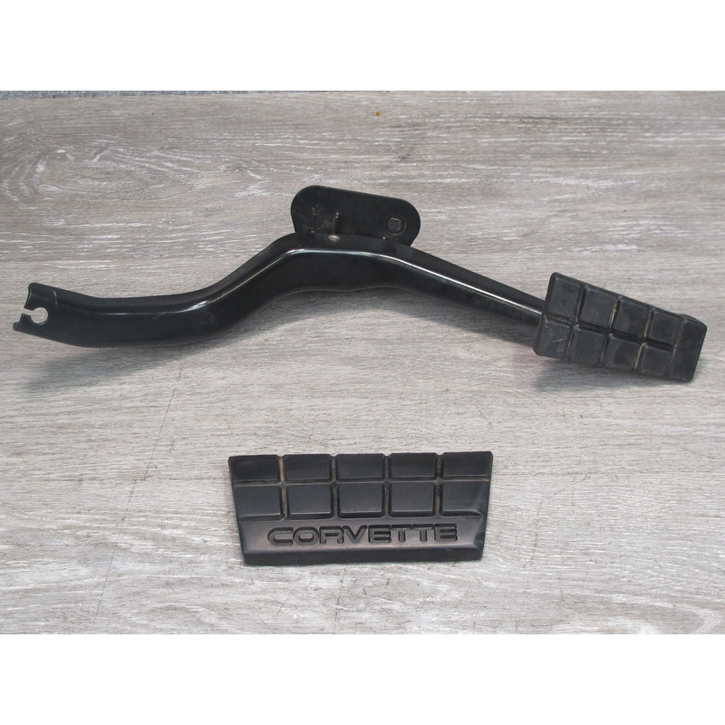 89-91 Chevrolet Corvette C4 Gas Accelerator Throttle & Brake Pedal Pad Set OEM