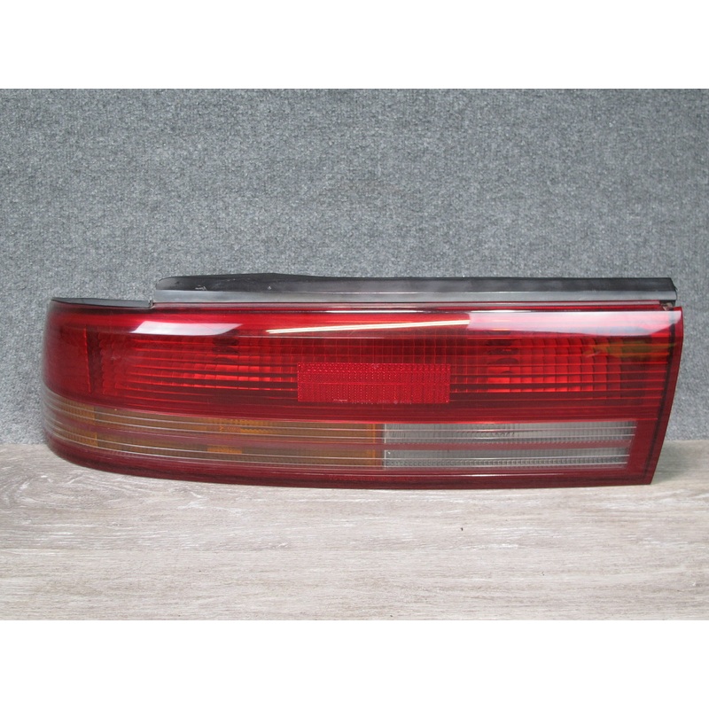 94-96 Toyota Cresta JZX90 Rear Left Tail Light Lamp OEM