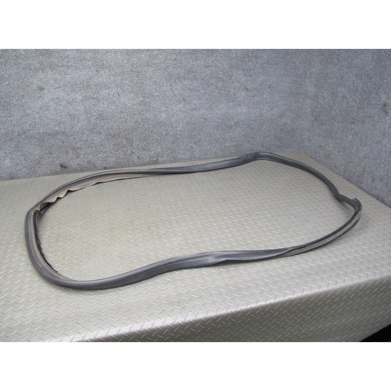 07-13 Mercedes W221 S-class Rear Trunk Weatherstrip Rubber Seal OEM