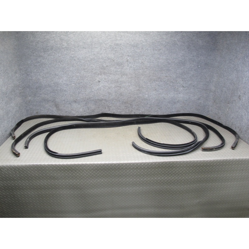 2013-2022 Land Range Rover L405 Front & Rear Door Weatherstrip Rubber Seal Set