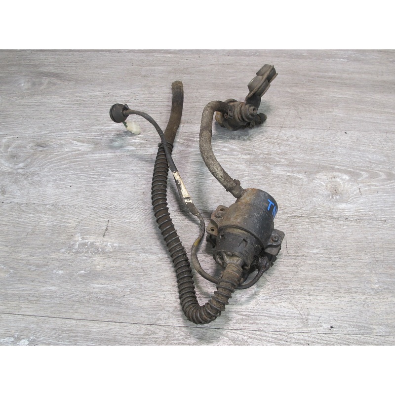 79-83 Datsun Nissan 280ZX S130 NA Electric Fuel Pump w Regulator & Hose OEM