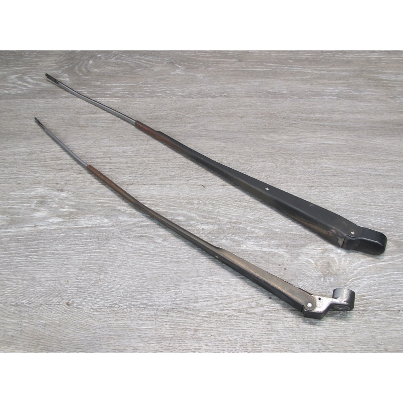 83-85 Toyota Supra MA67 Set of 2 Front Left & Right Wiper Arm OEM