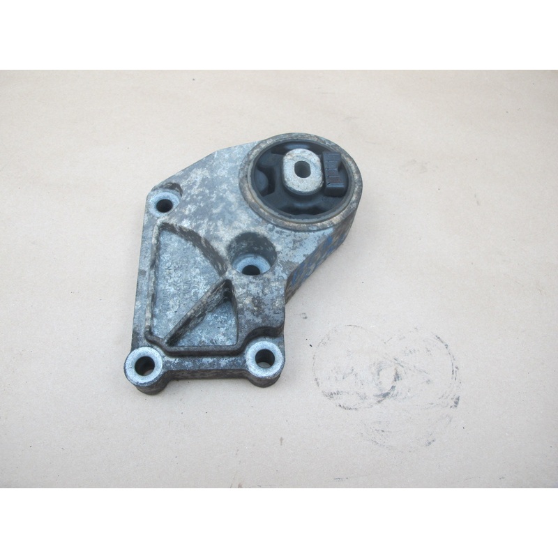 06-10 Bentley Continental GT Flying Spur Rear Axle Differential Mount Support