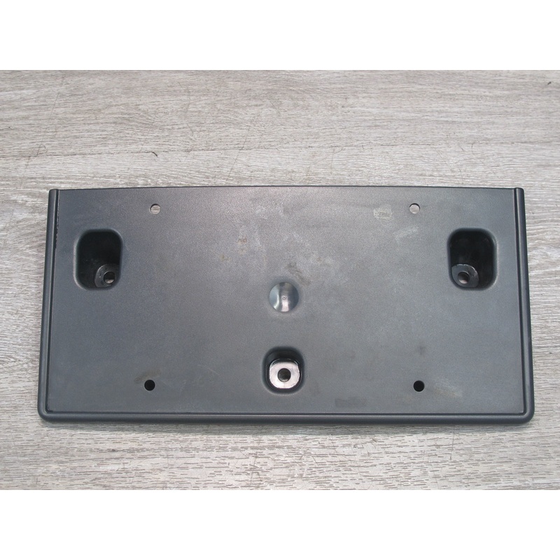 11-12 Fisker Karma Front Bumper License Plate
