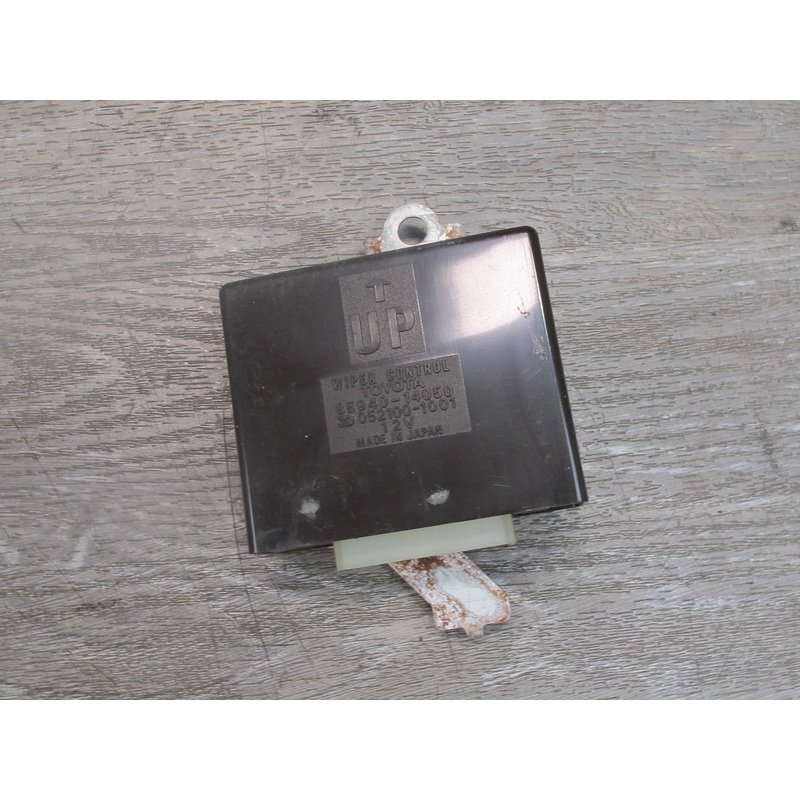 83-85 Toyota Supra MA67 Windshield Wiper Relay Module 85940-14050 OEM