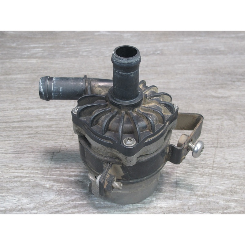 11-12 Fisker Karma Auxiliary Coolant Water Pump C131133201000 OEM