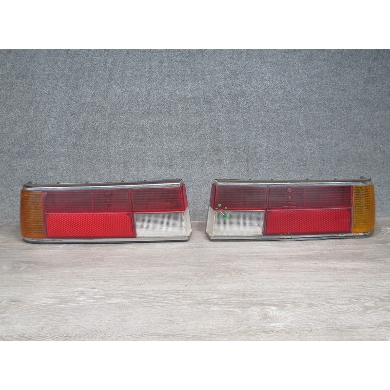 77-89 BMW E24 6-SERIES Set of 2 Rear Left & Right Tail Light Lamp OEM